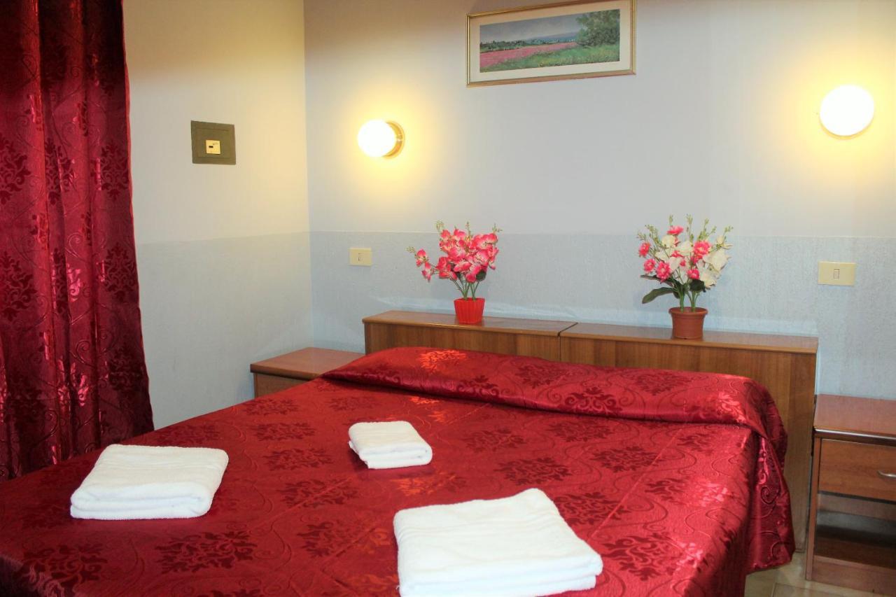 Hotel Eurorooms Ρώμη Εξωτερικό φωτογραφία