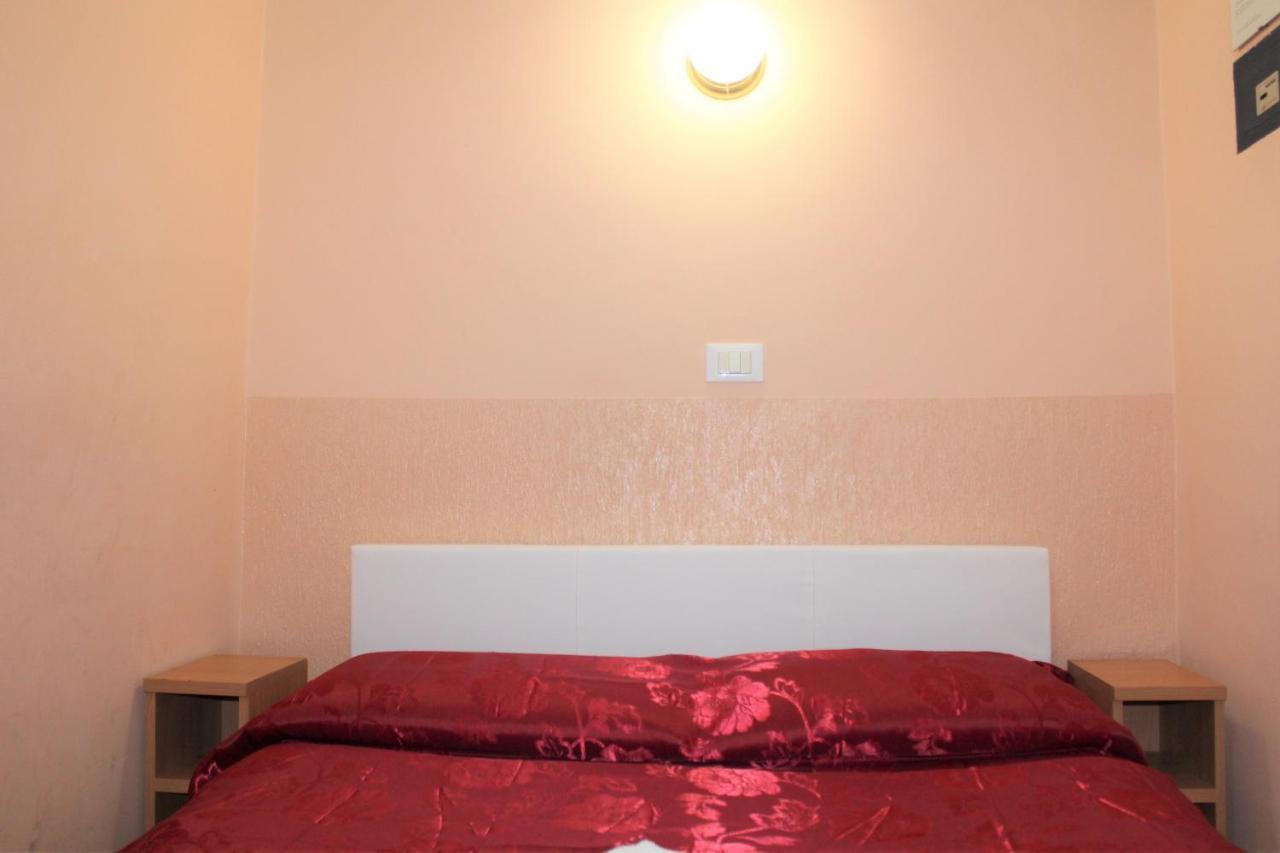 Hotel Eurorooms Ρώμη Εξωτερικό φωτογραφία
