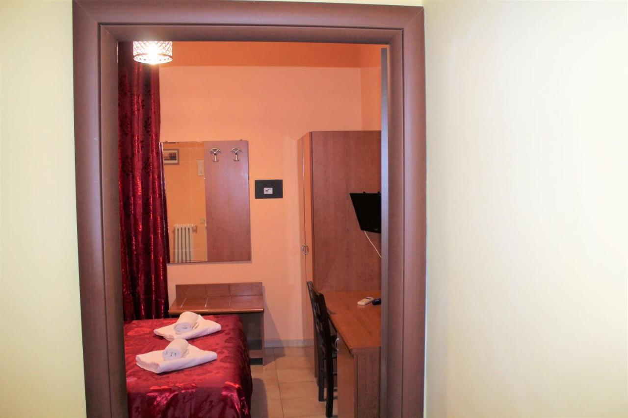 Hotel Eurorooms Ρώμη Εξωτερικό φωτογραφία